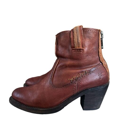 FRYE Leslie Artisan Short Boot Leather Brown Women's Boots. Sz 6.5B - Picture 8 of 10